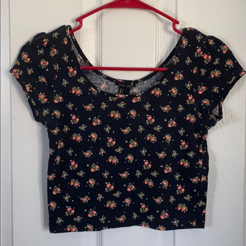 Black crop top